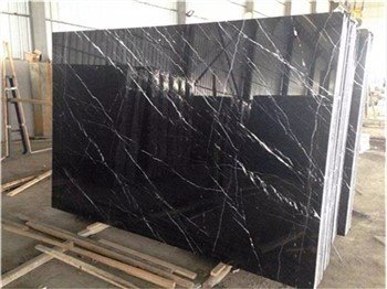 Nero Marquina svartur marmari